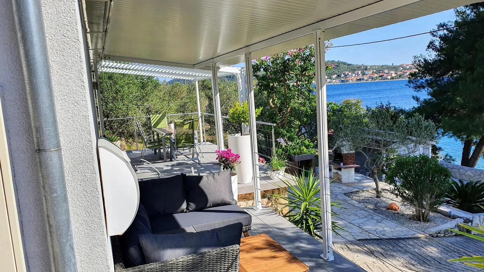 Apartamento 1 Haus Linden Osljak